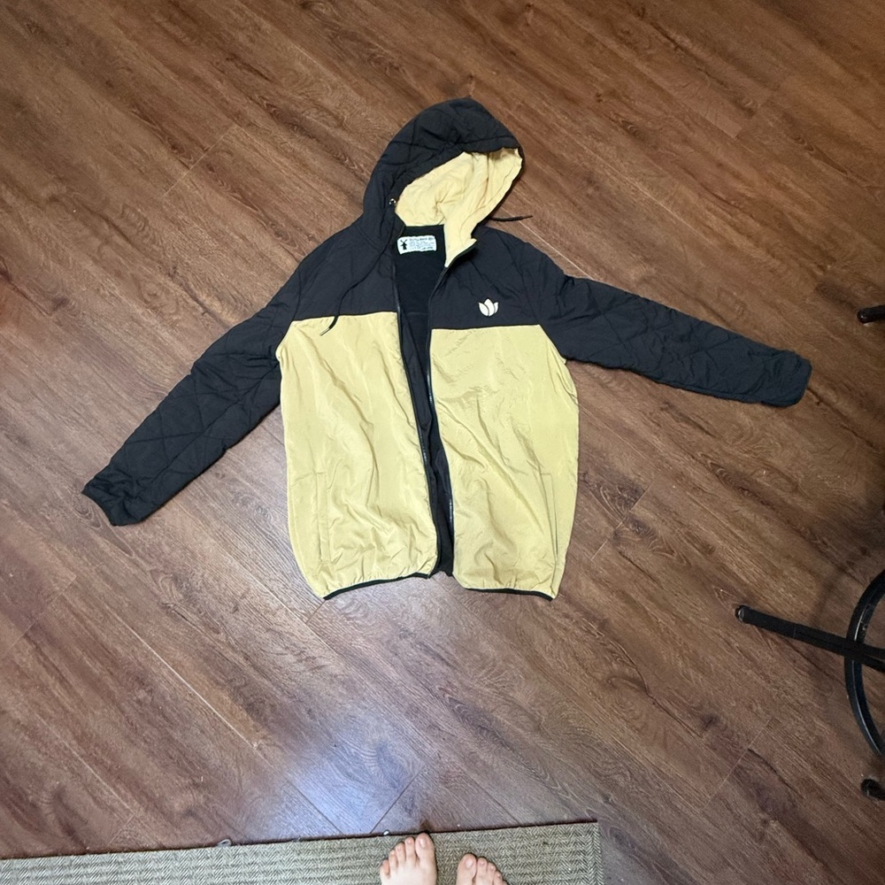 Dutch Bros Black and Cream Quilted Jacket